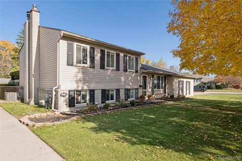 38502 Summers Street Livonia City MI 48154