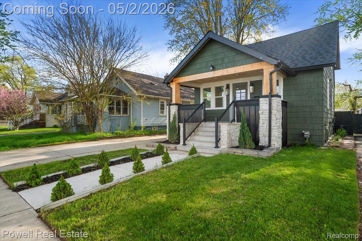 121 S Edison Avenue