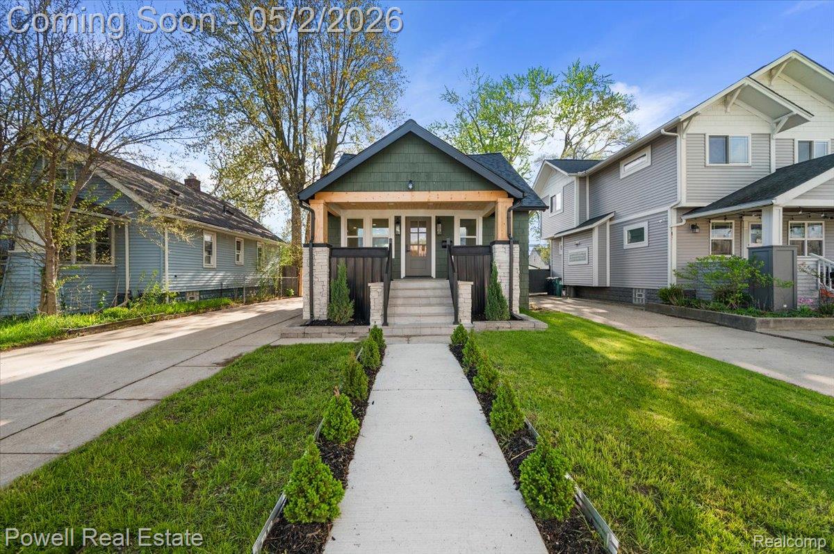 121 S Edison Avenue