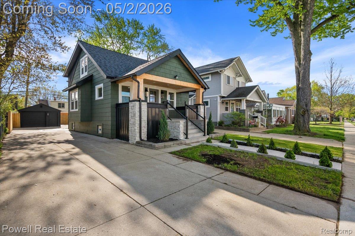 121 S Edison Avenue