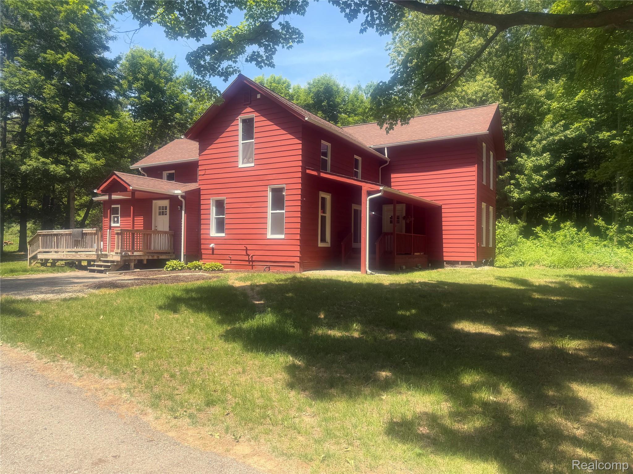 8566 Fostoria Road