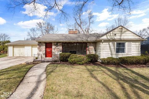 16240 Amherst Avenue Beverly Hills Village MI 48025