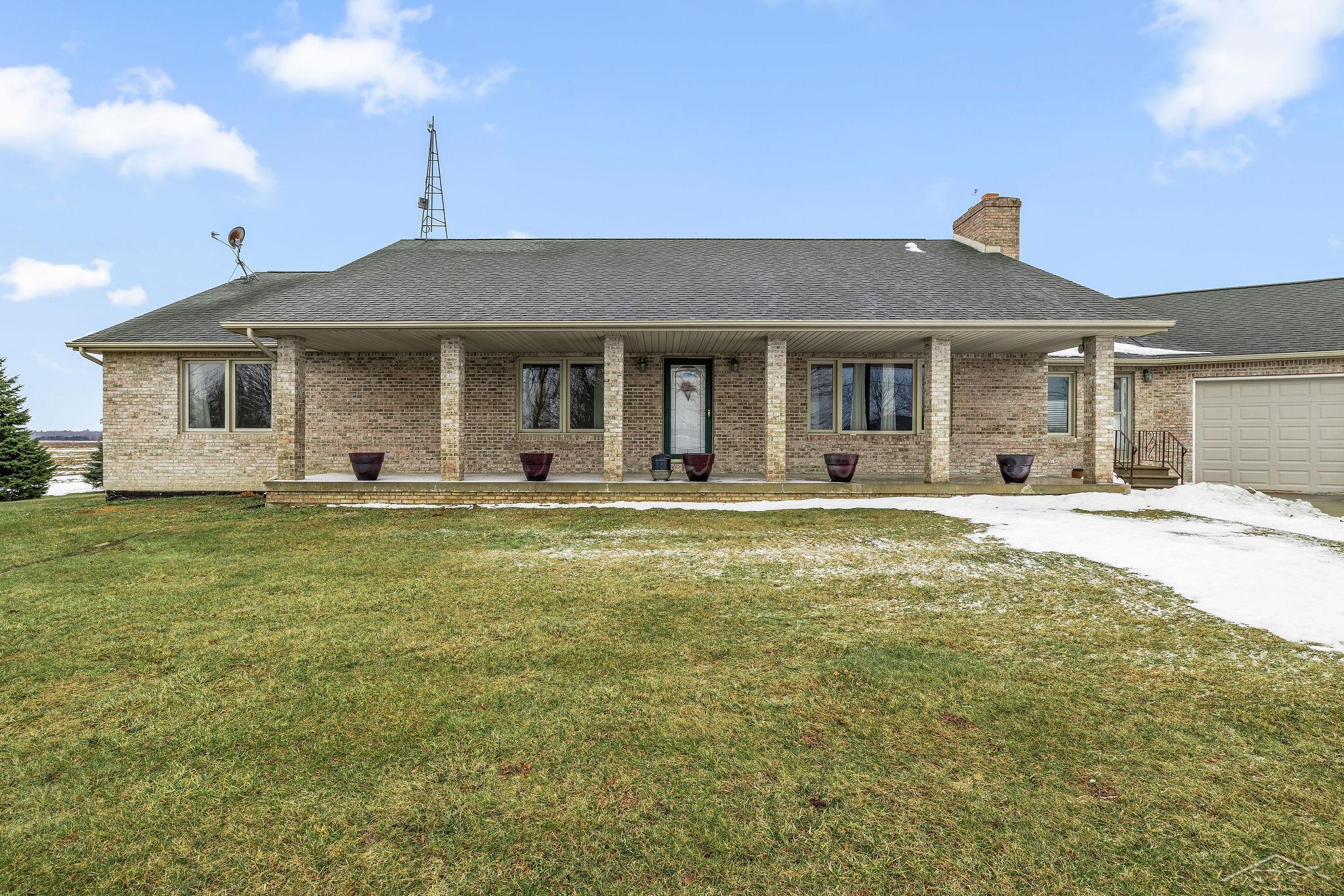 5949 N Mackinaw Road