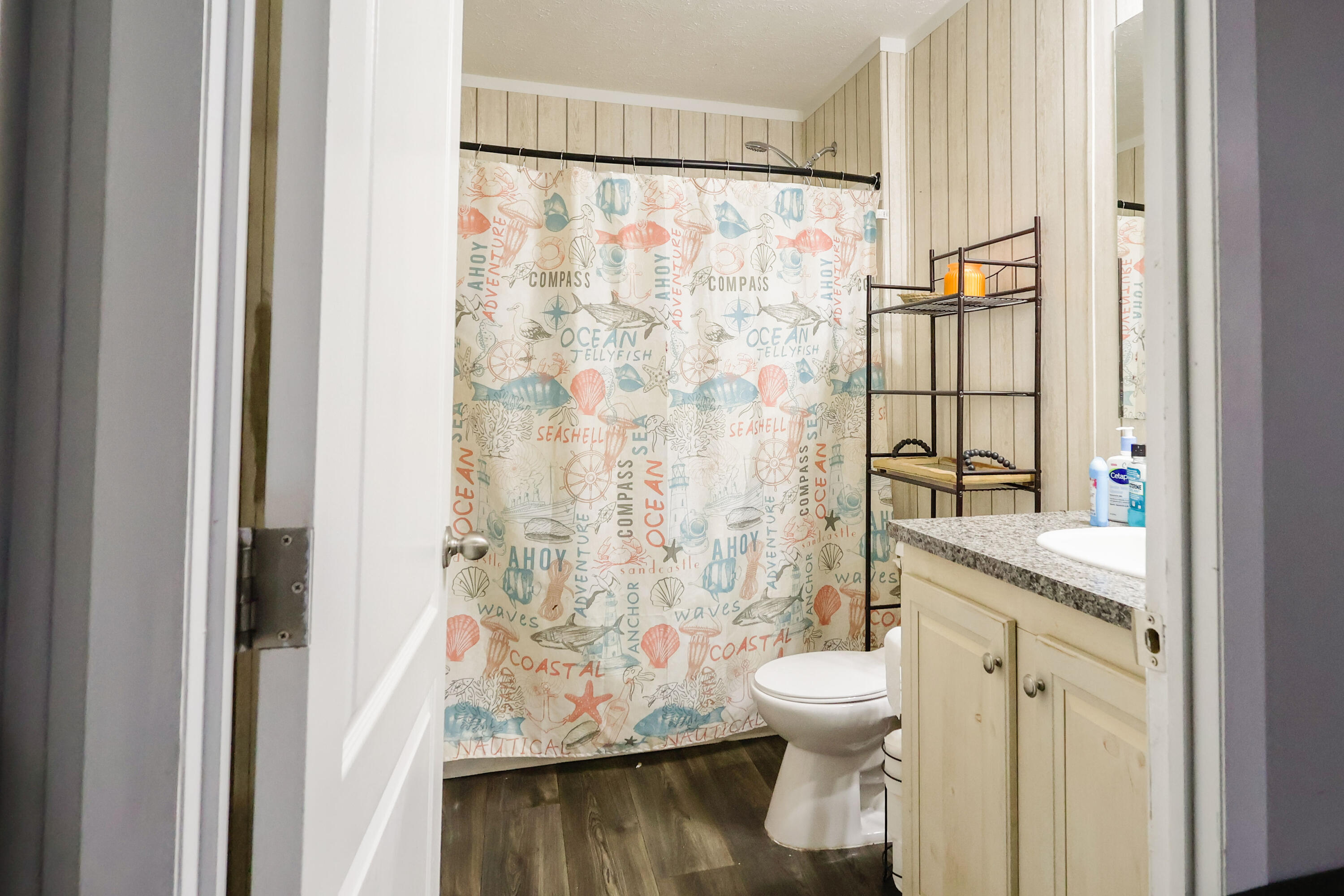 8900 Sassafras Street