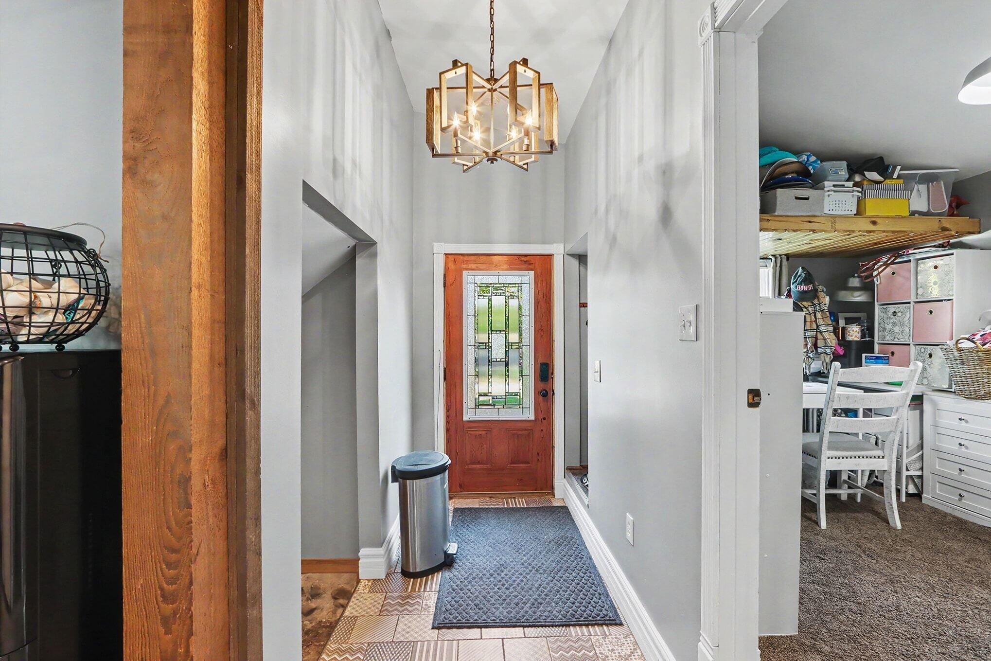 240 W Amy Street