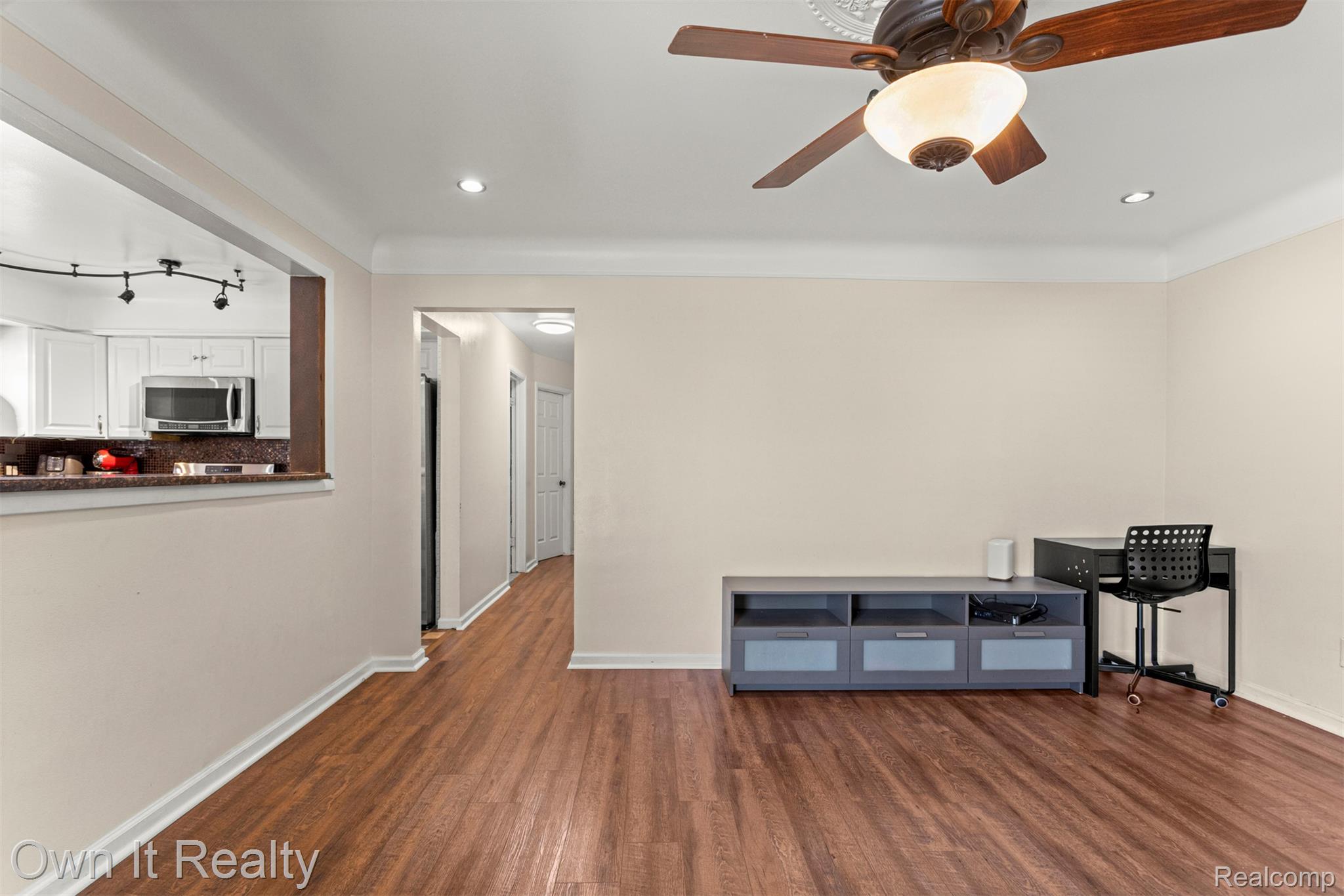 6426 Highview Street