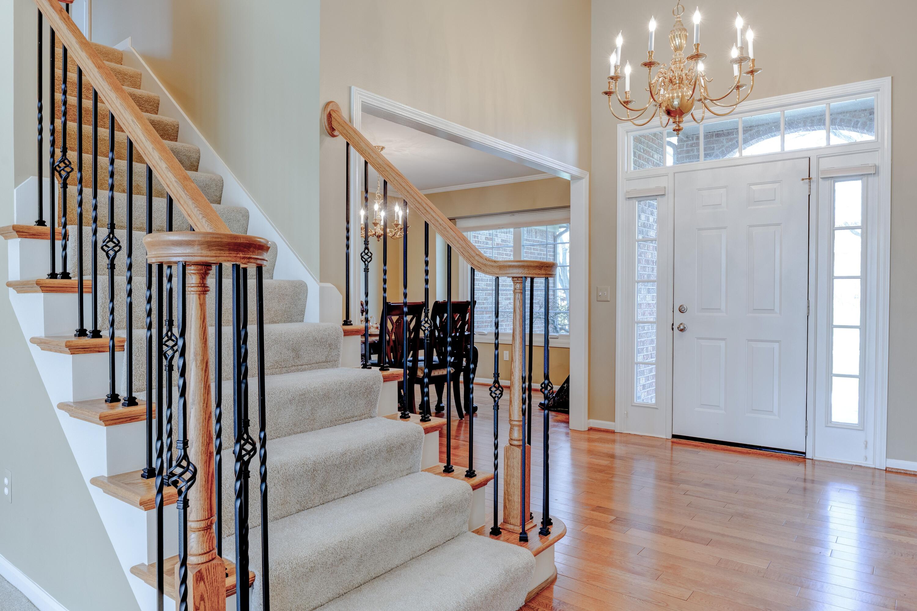 5060 Oak Tree Court