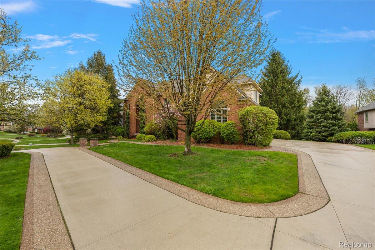 3725 Mountain Laurel Court