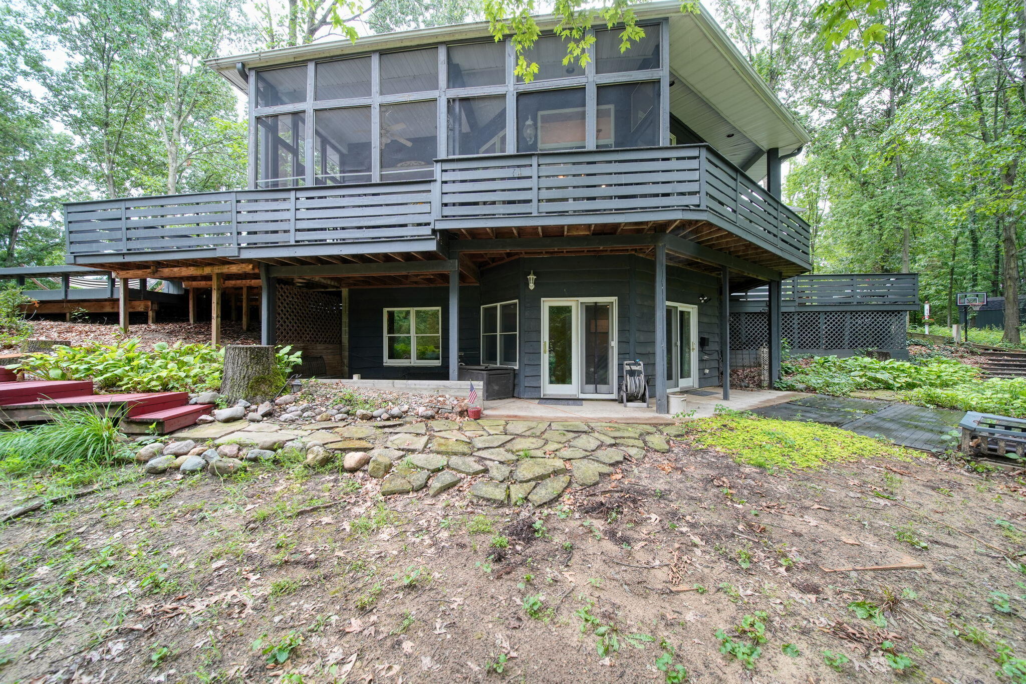 11401 Waterman Road