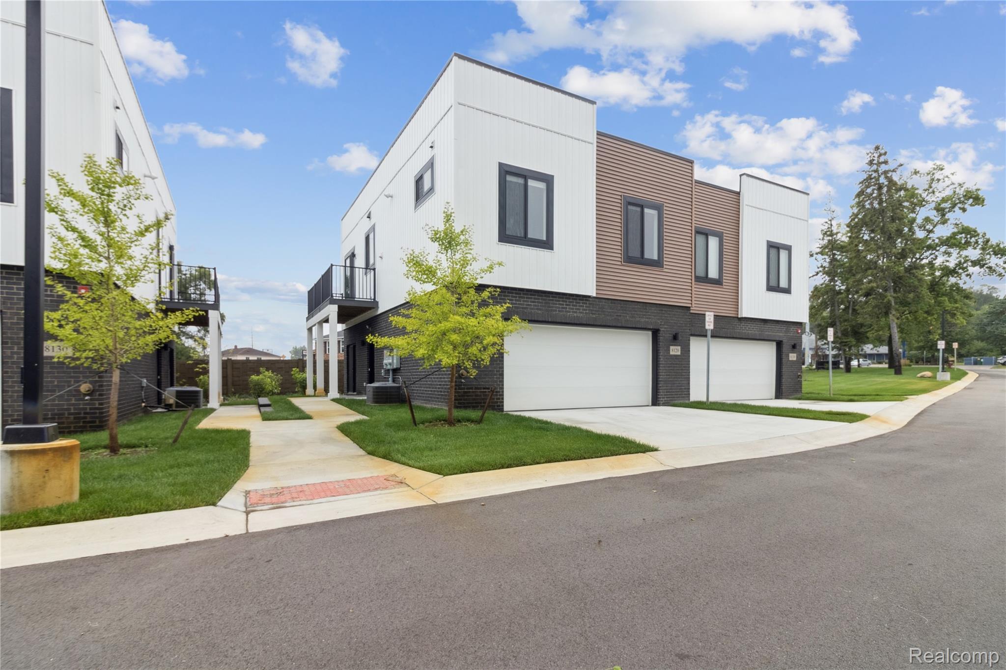 8120 Allor Landing