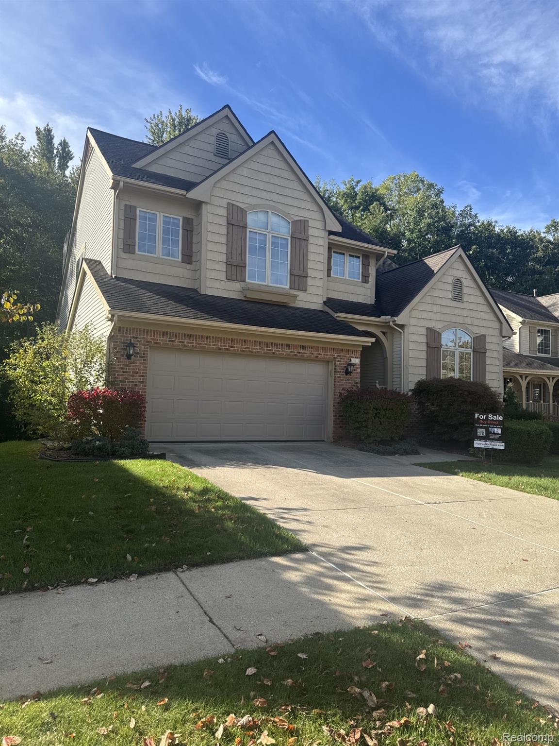 5717 Villa France Avenue