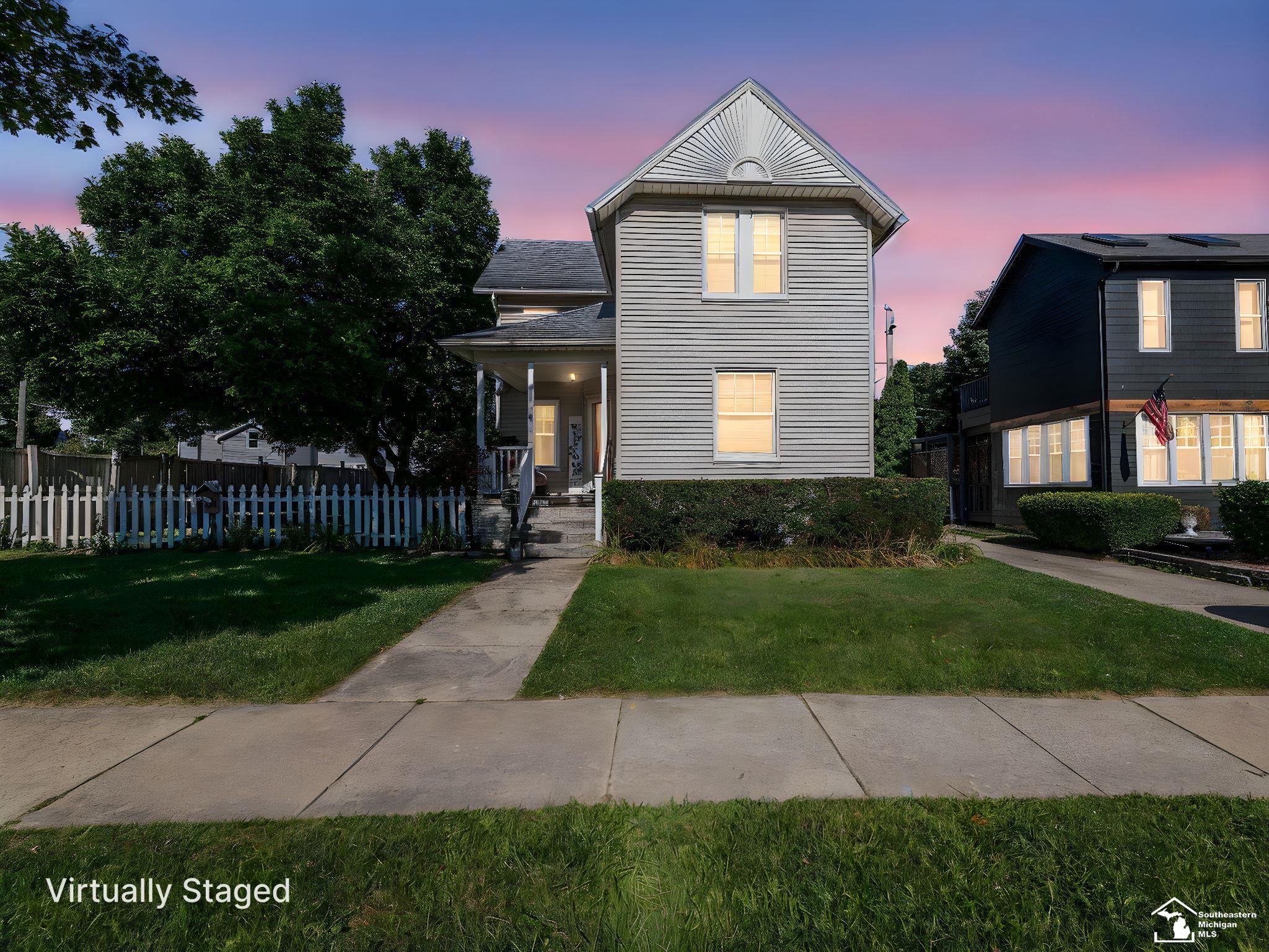 139 N Macomb Street
