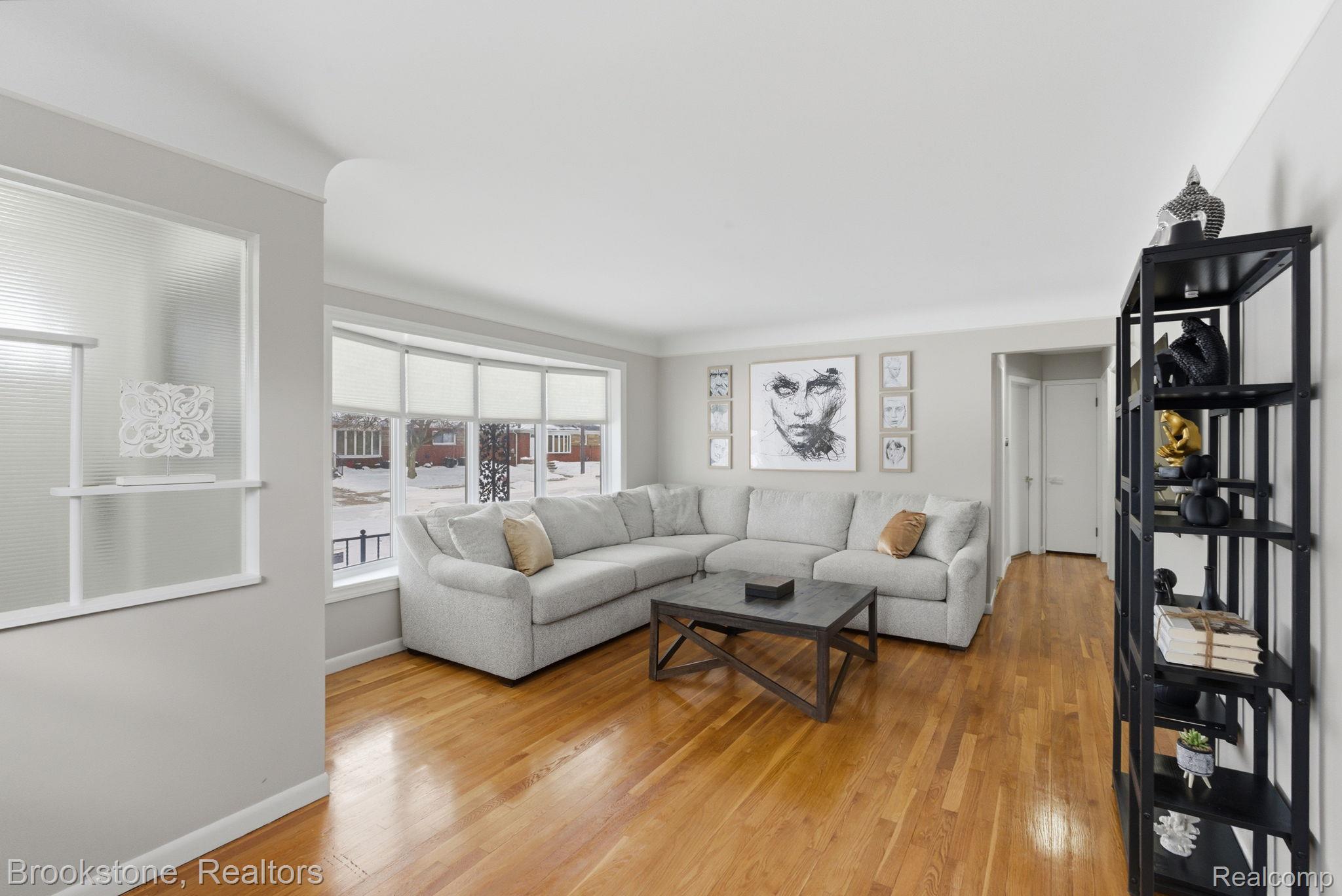 22564 Shorewood Drive