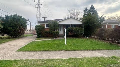 16207 Cleophus Avenue Allen Park City MI 48101