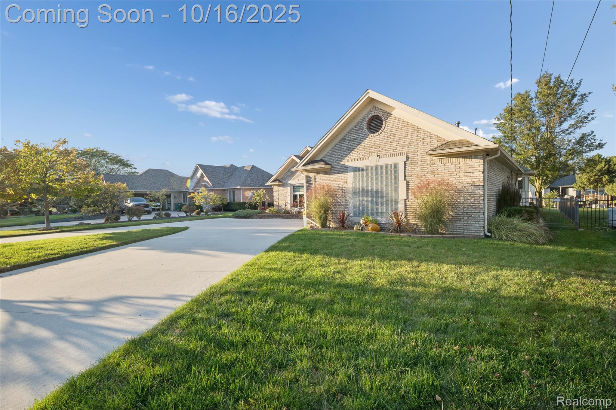 31657 N River Road