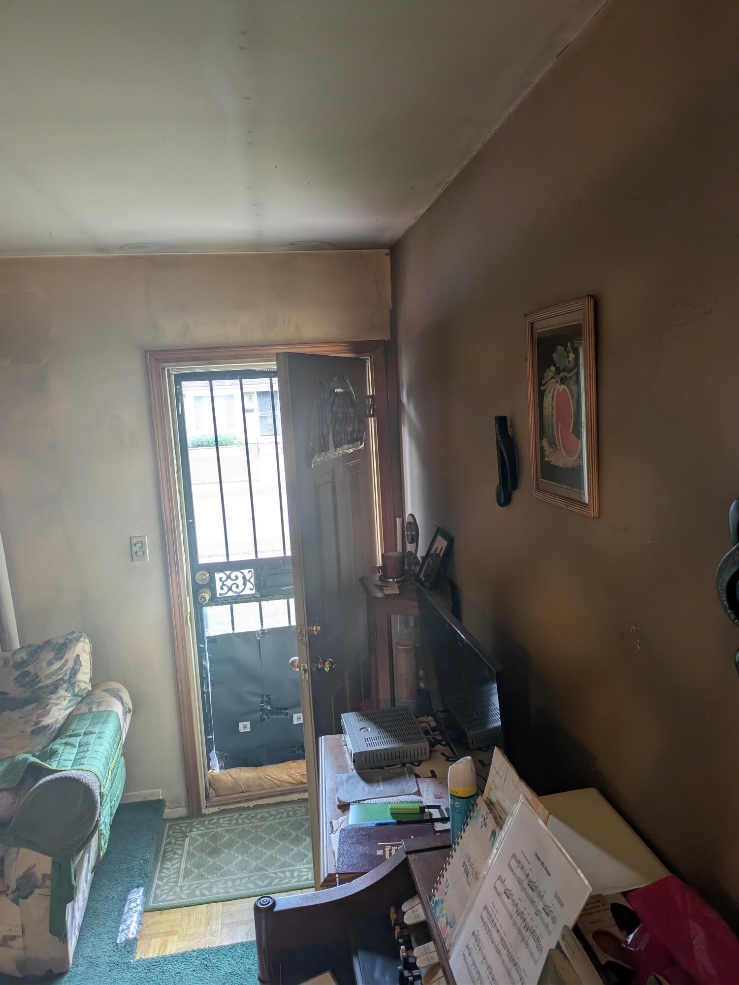 18924 Bentler Street