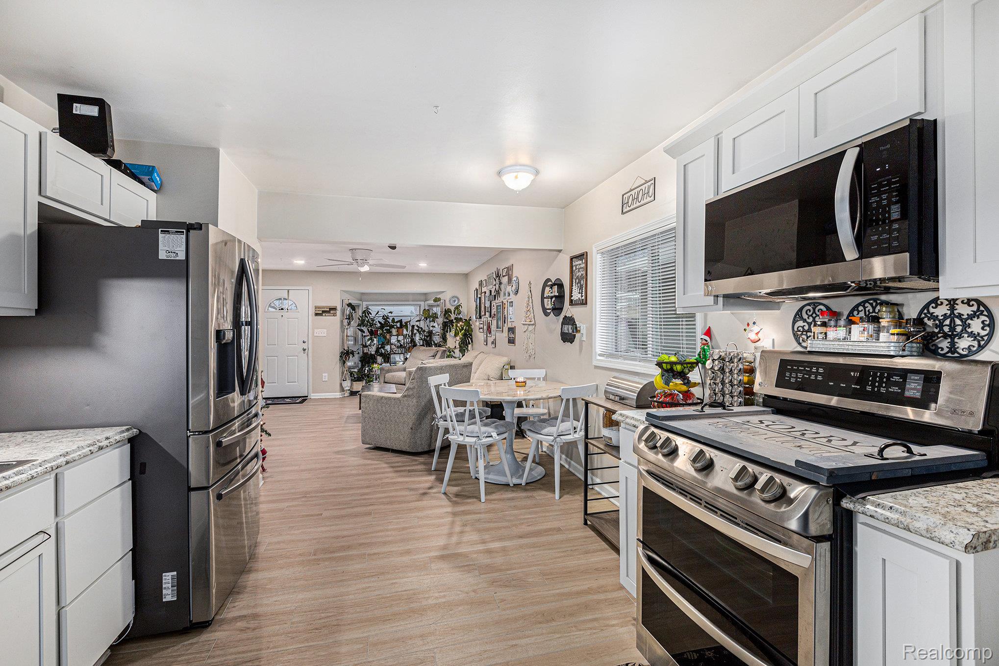 Taylor, Michigan 48180, United States, 3 Bedrooms Bedrooms, ,1 BathroomBathrooms,Residential,Active,252439