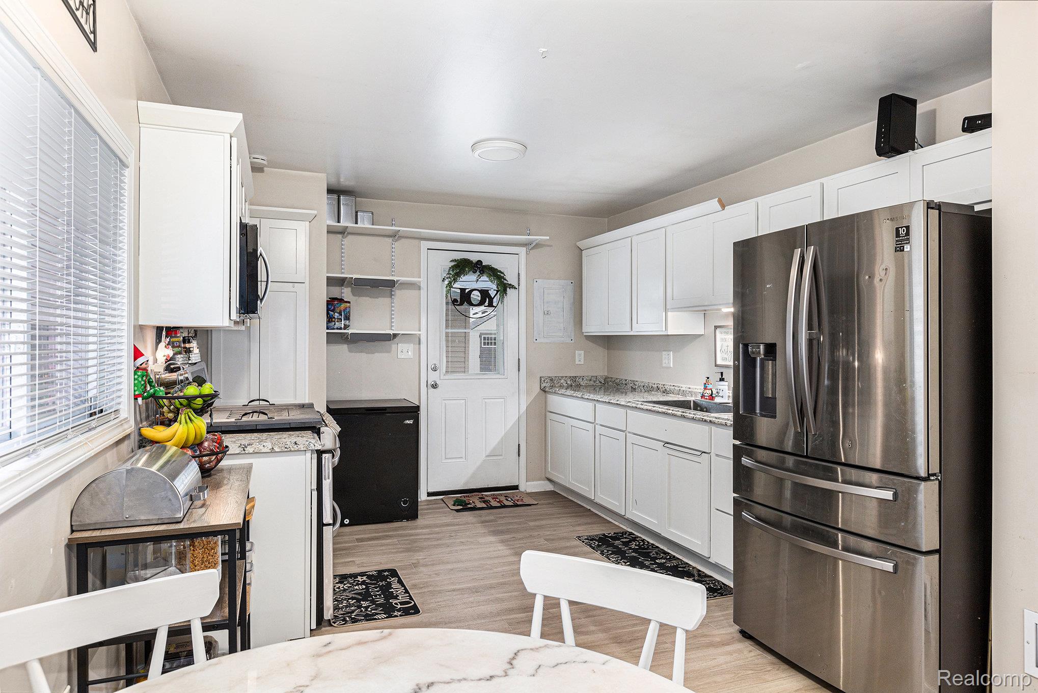 Taylor, Michigan 48180, United States, 3 Bedrooms Bedrooms, ,1 BathroomBathrooms,Residential,Active,252439