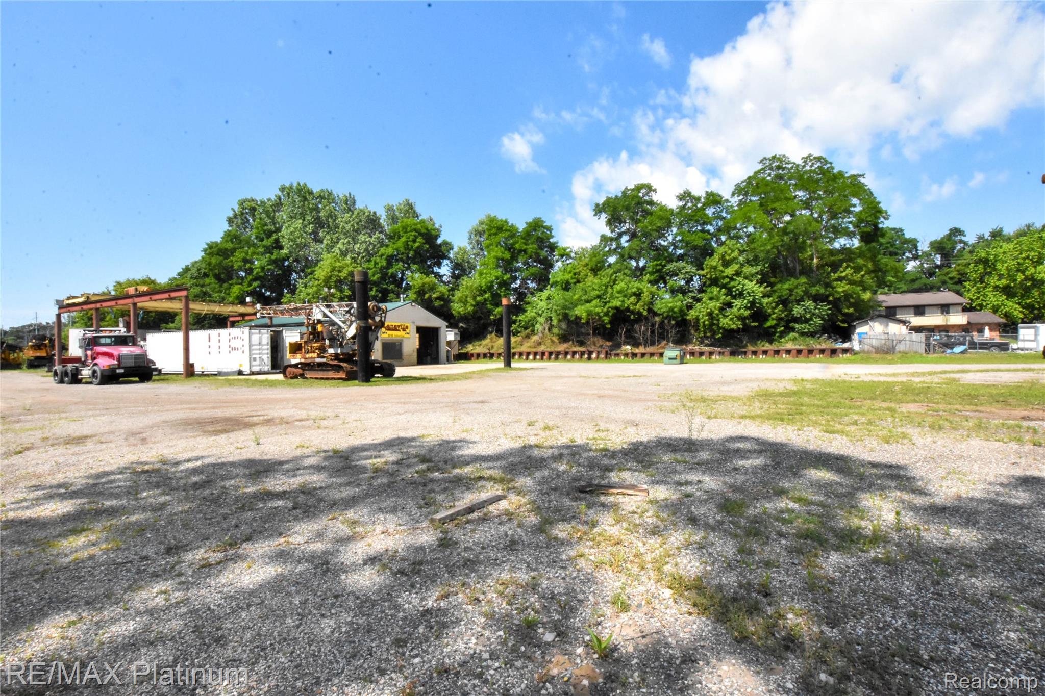 2040 Industrial Drive