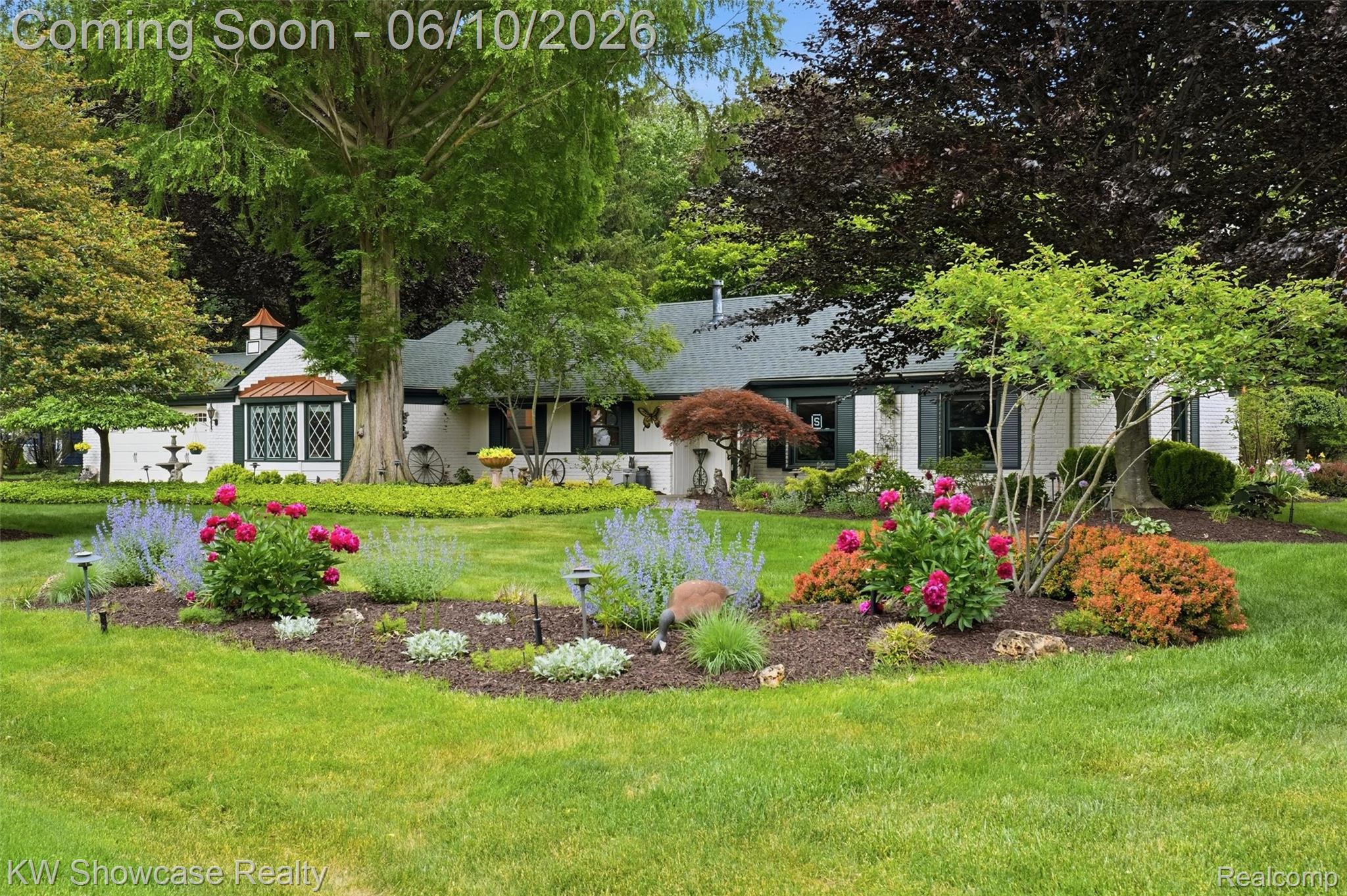 27221 Apple Tree Lane