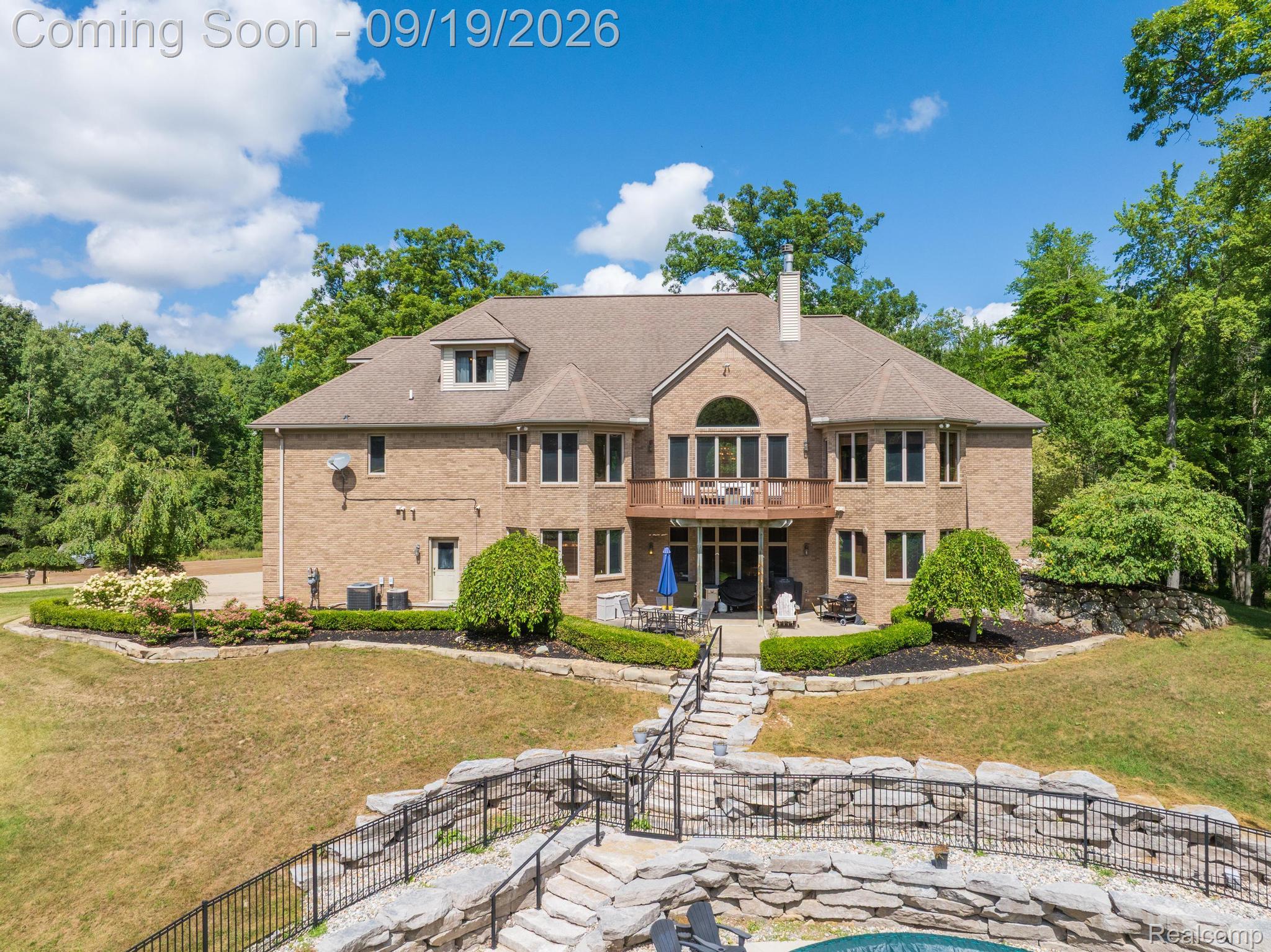 2550 Birch Grove Court