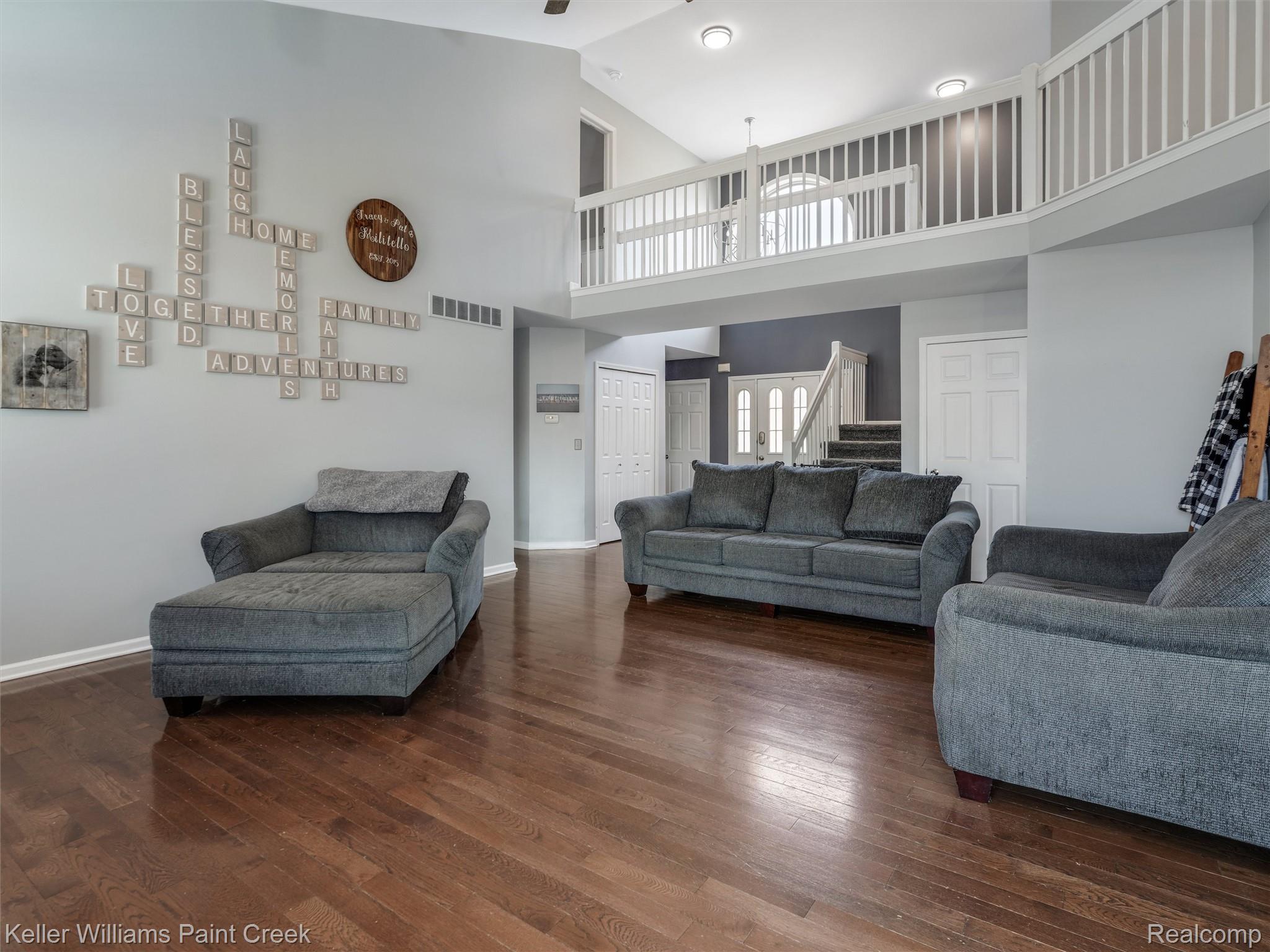 52359 Fox Pointe Drive