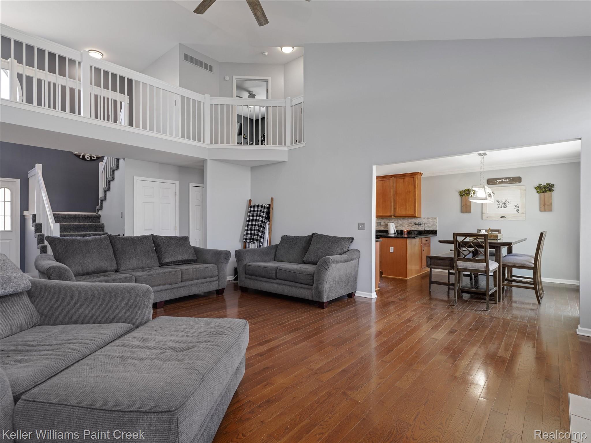 52359 Fox Pointe Drive