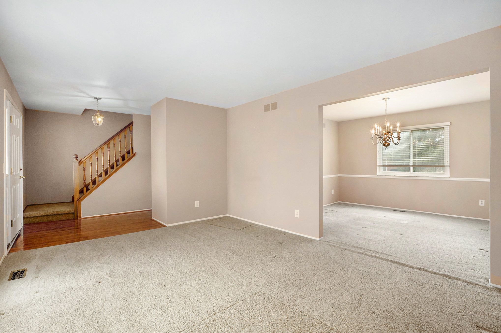 46666 E OAKWOOD Drive