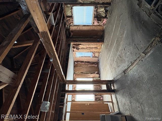 1034 W Bergin Avenue