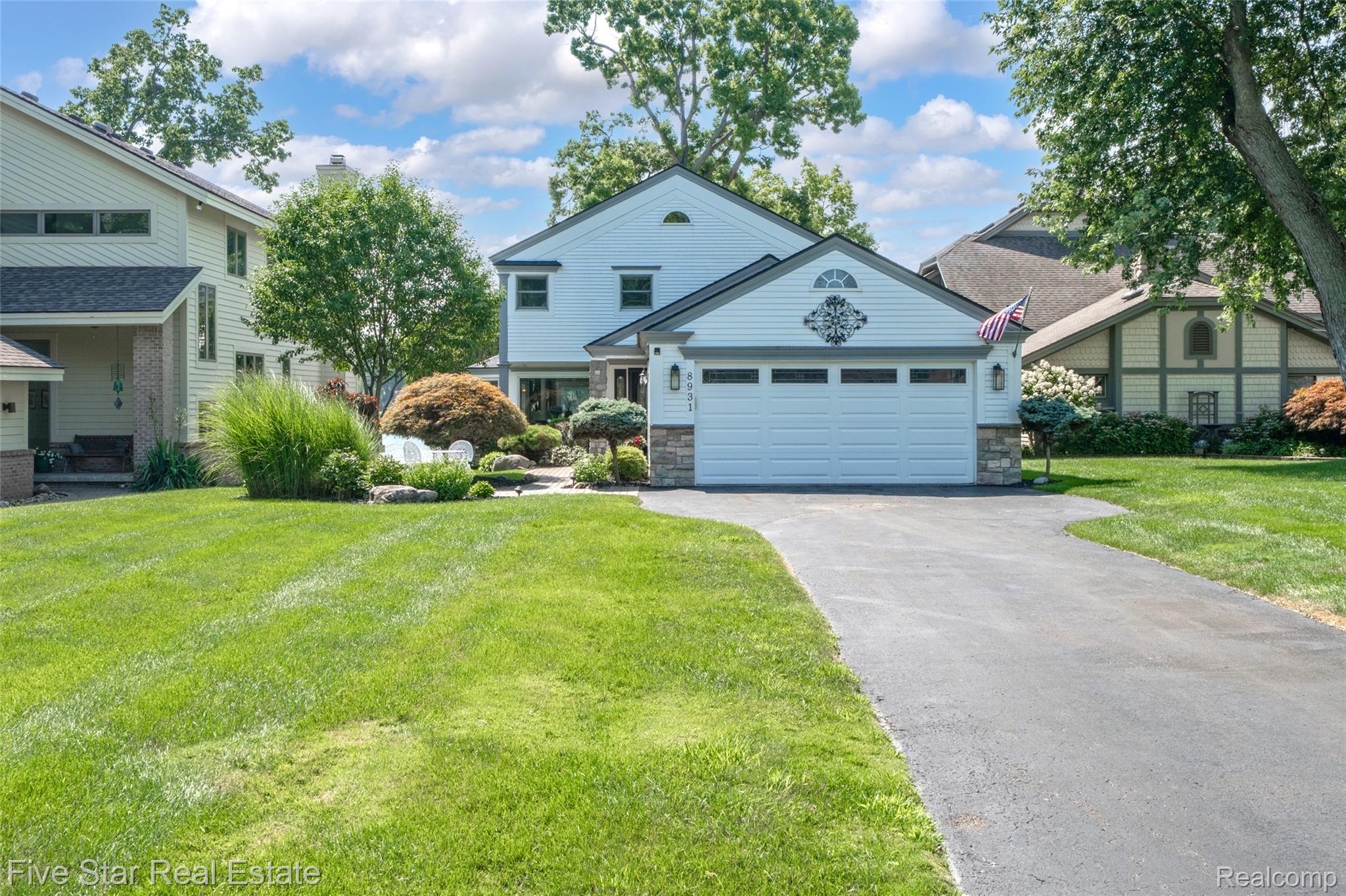 8931 Edgewood Park Drive