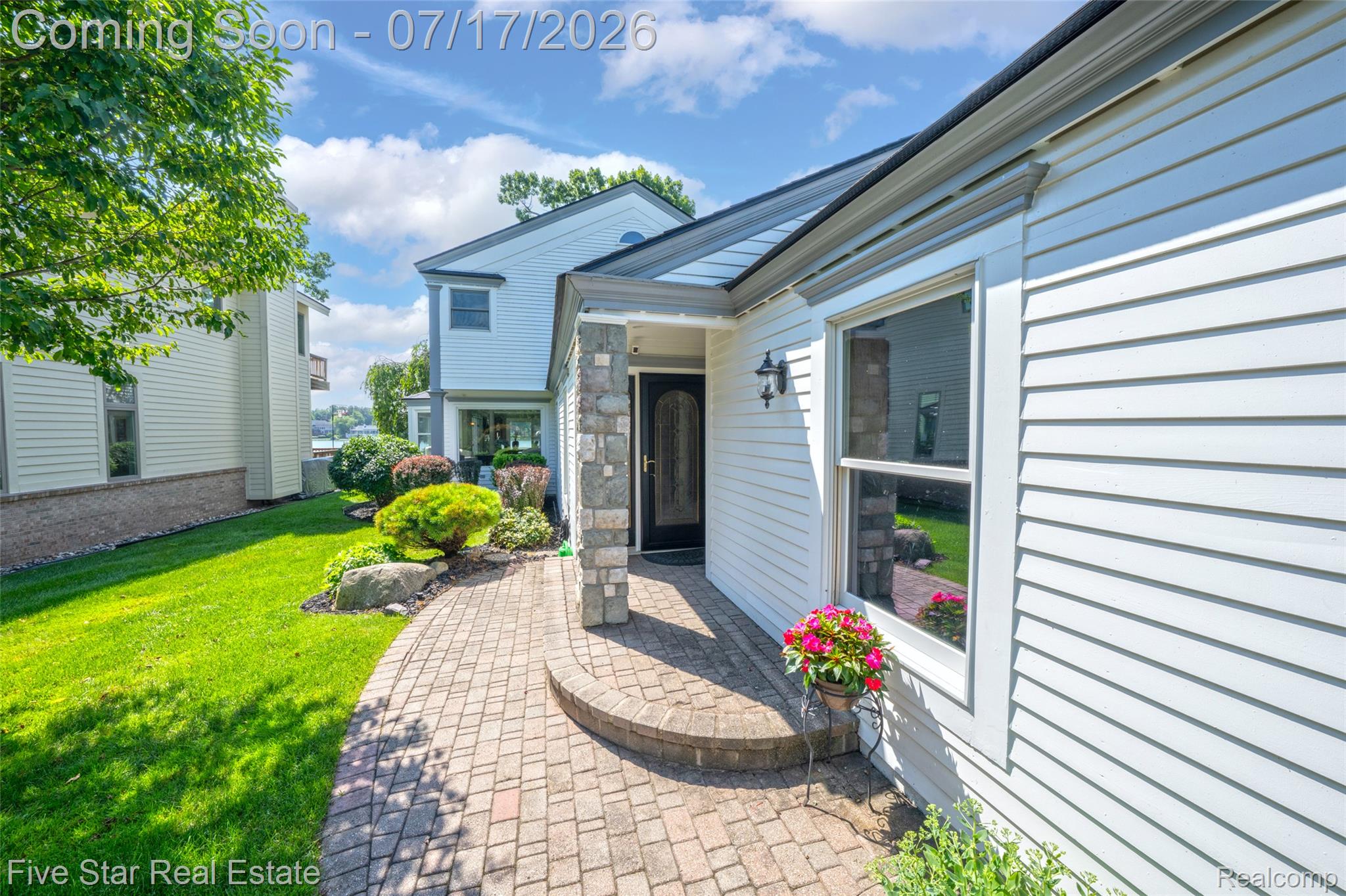 8931 Edgewood Park Drive
