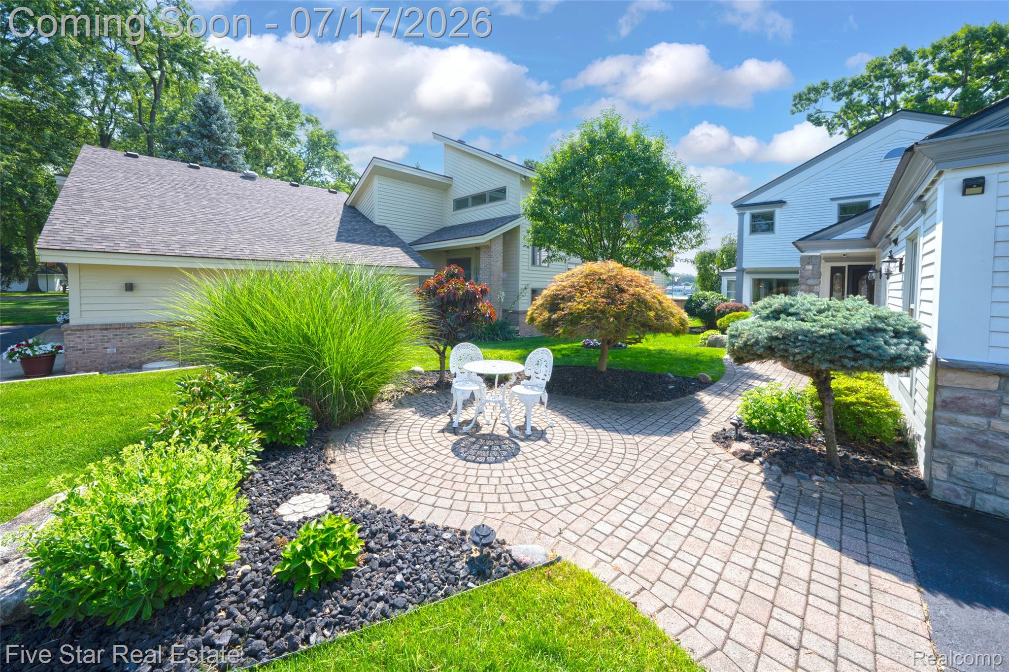 8931 Edgewood Park Drive