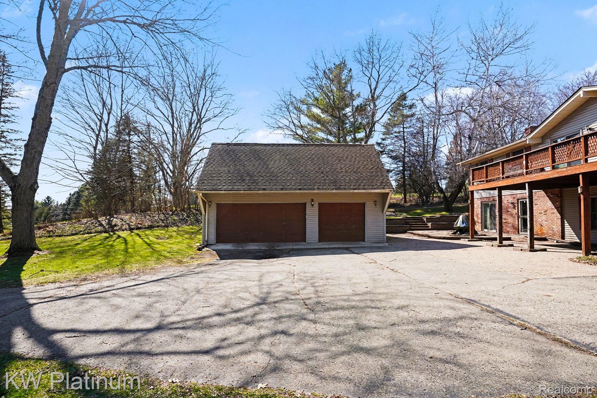 3303 Sandy Shore Drive