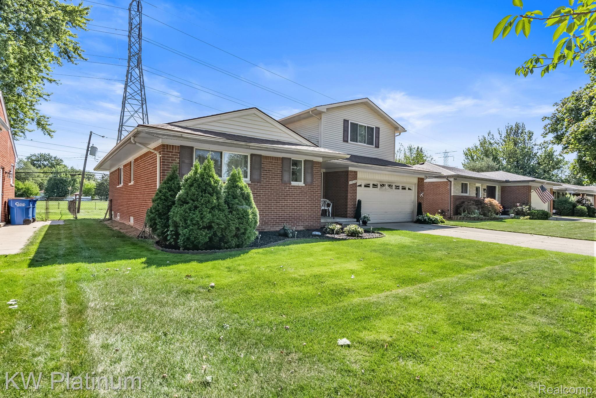 29820 Palomino Drive