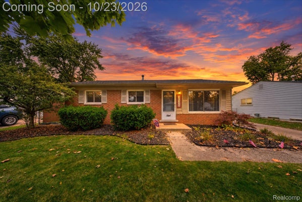 30328 FAIRFAX ST, LIVONIA, MI 48152 - Image e8c68c3eea5d104b16a1ab7d2a094631/3022007980