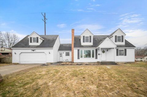 2122 34th Street SW Wyoming City MI 49519