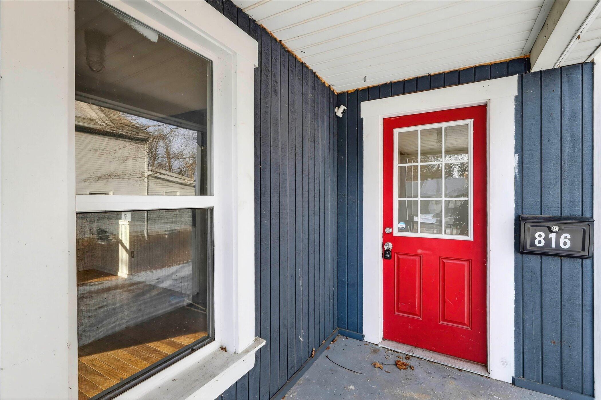 816 S Kalamazoo Avenue