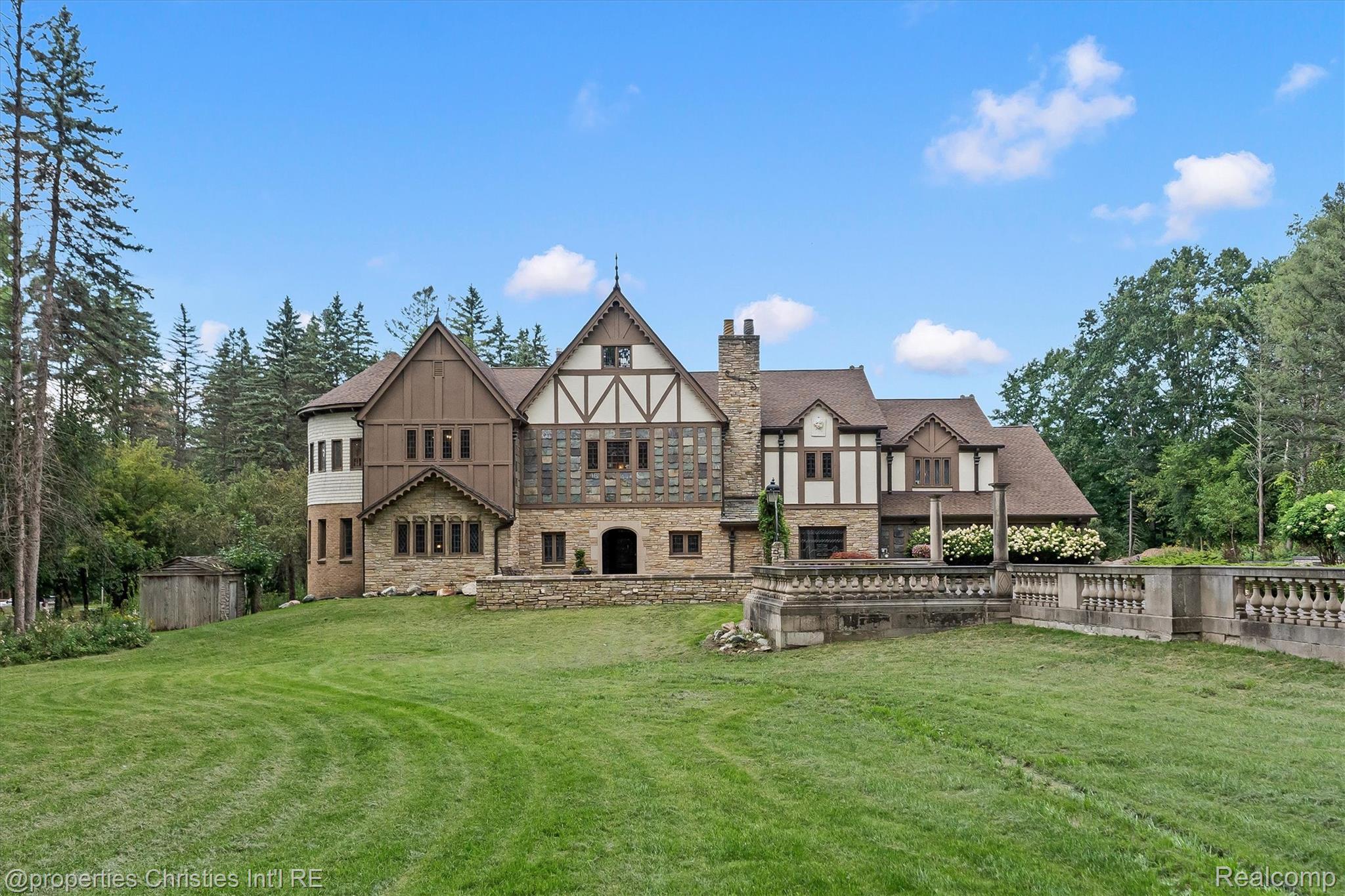 1540 Mill Race