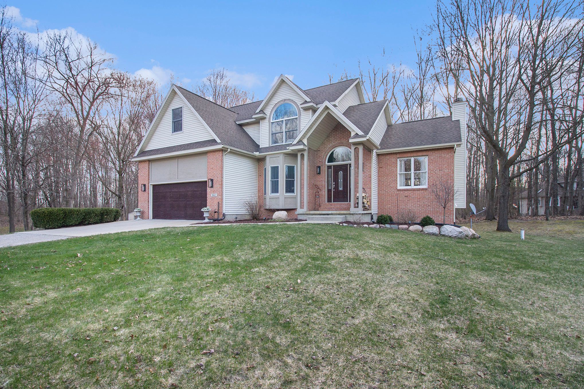 8460 INDIAN VIEW Trail