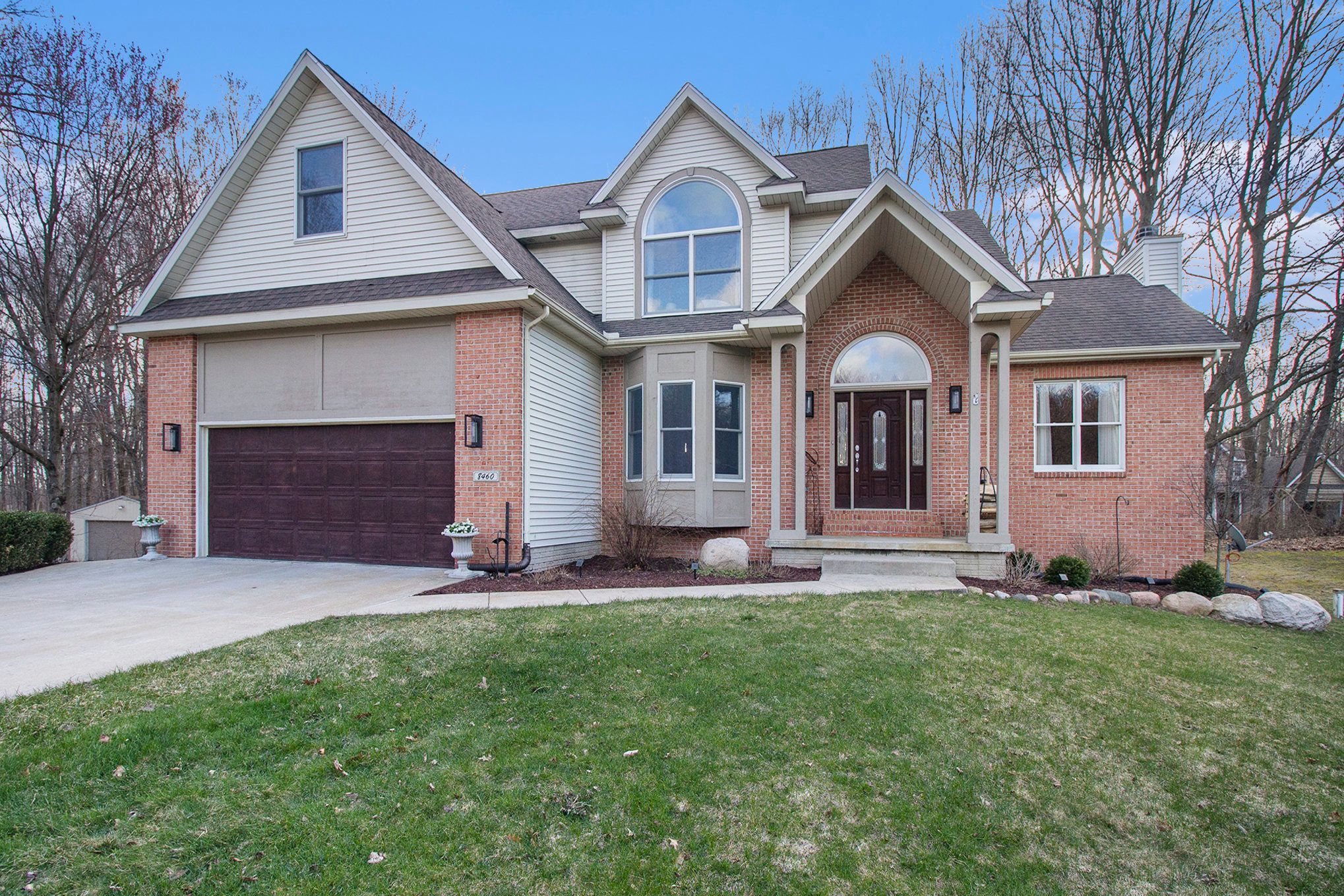 8460 INDIAN VIEW Trail