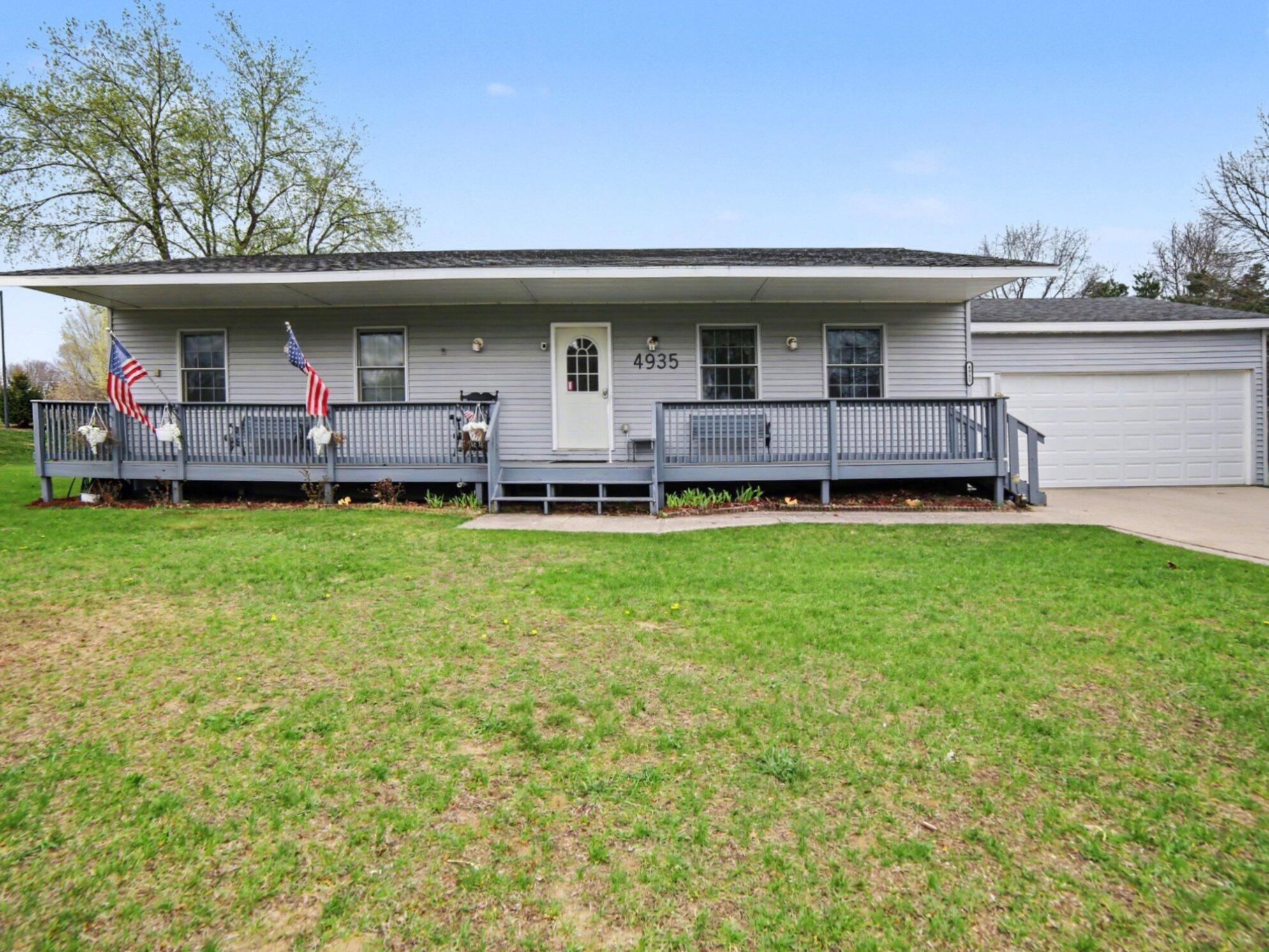 4935 W Deren Road