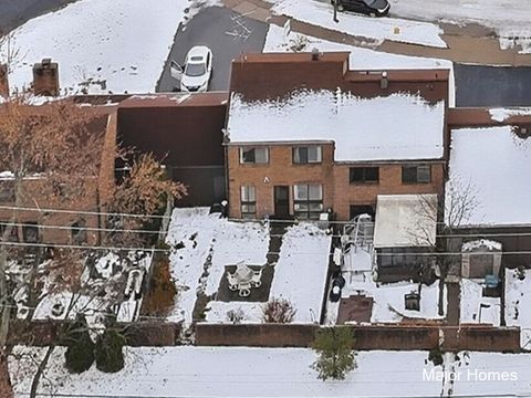 241 Heritage Commons Street SE Grand Rapids City MI 49503