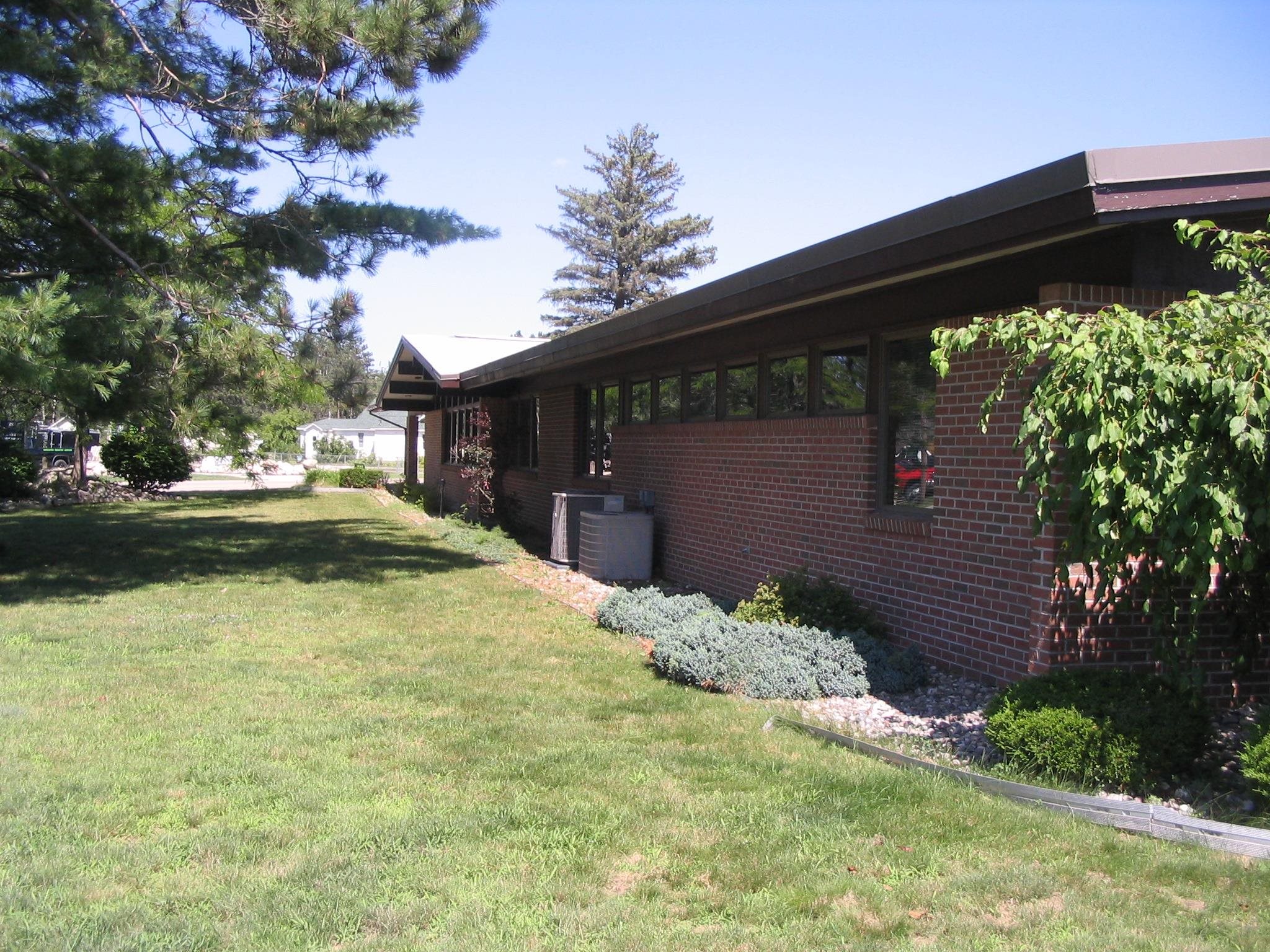 1010 W North Down River Road