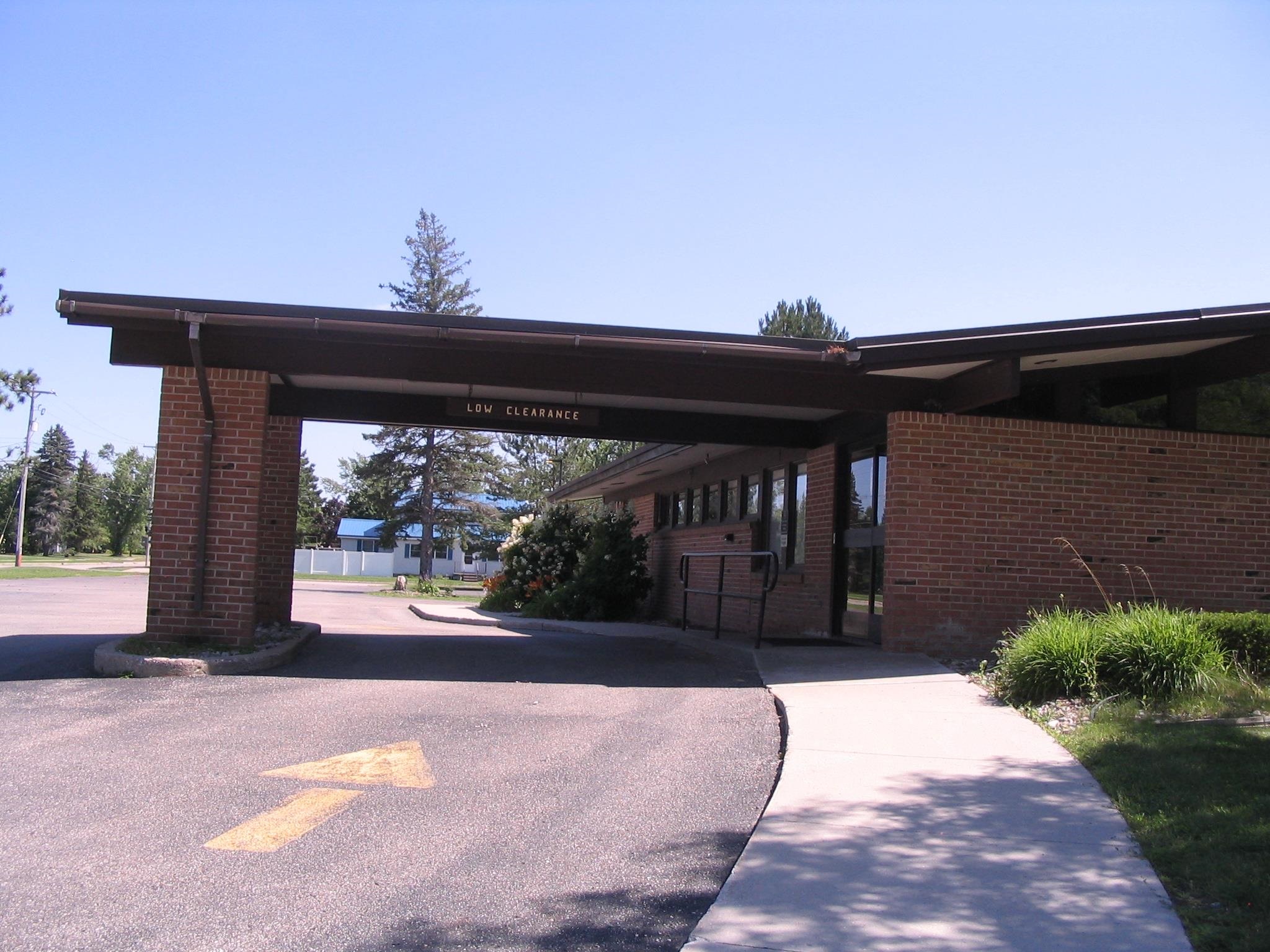 1010 W North Down River Road