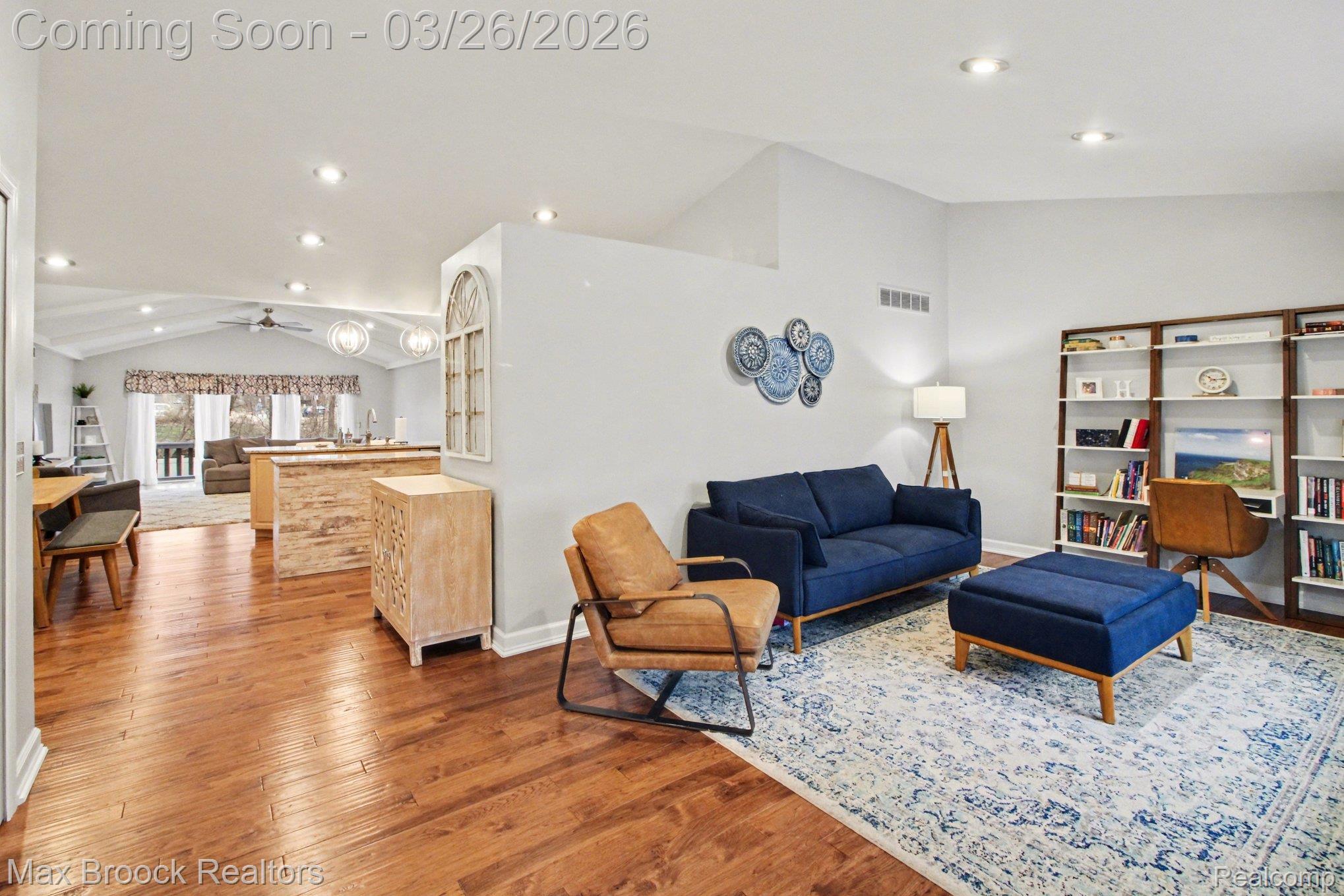 2261 Avondale Street