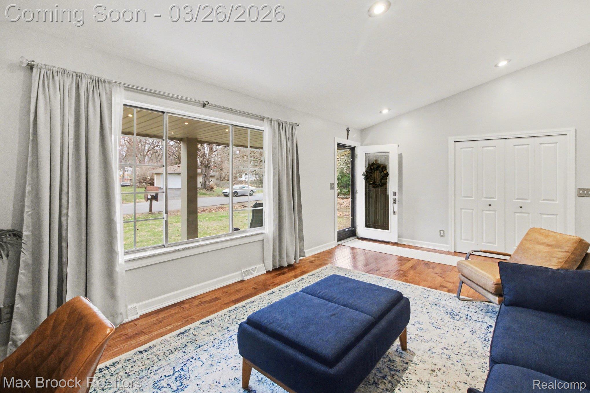 2261 Avondale Street