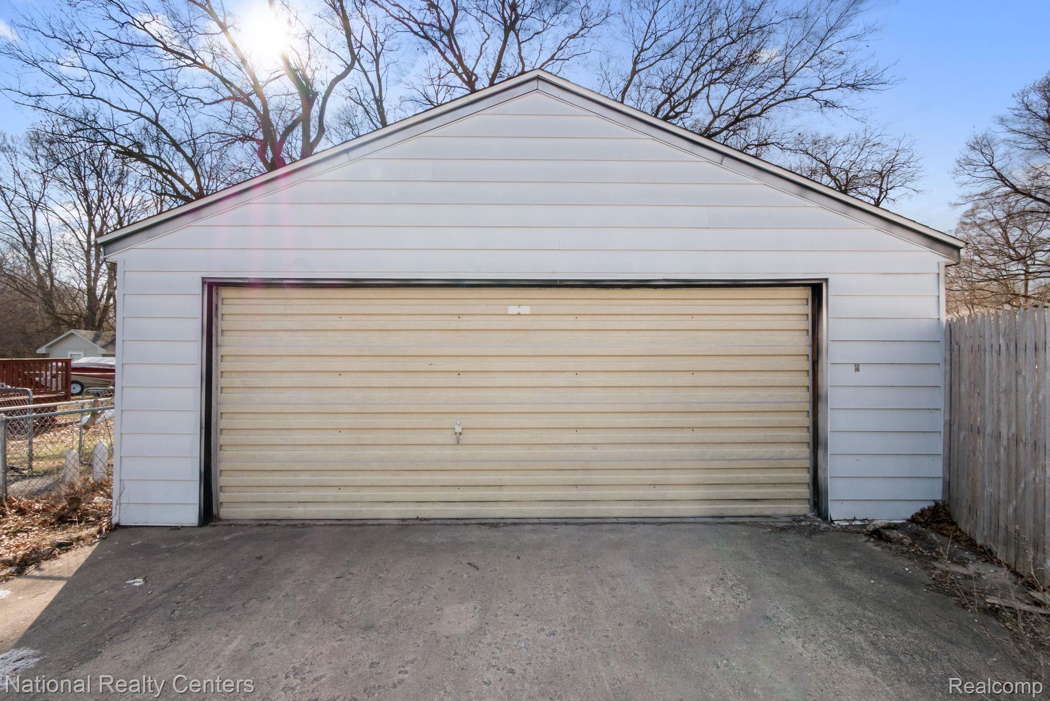 5691 Lake Grove Drive