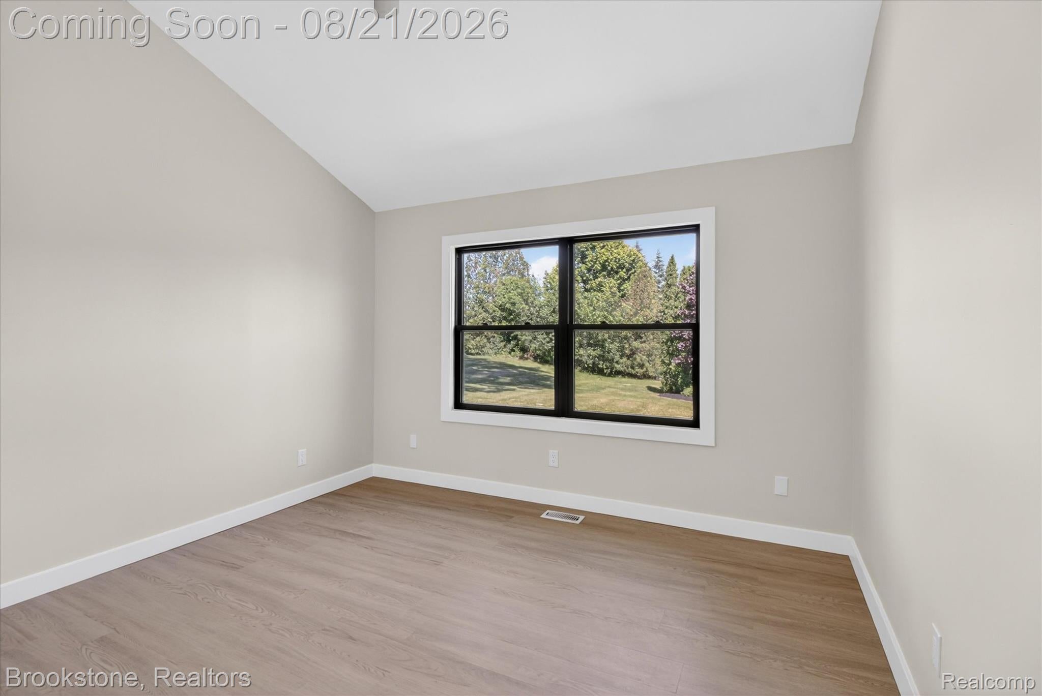 3901 Highlander Way W