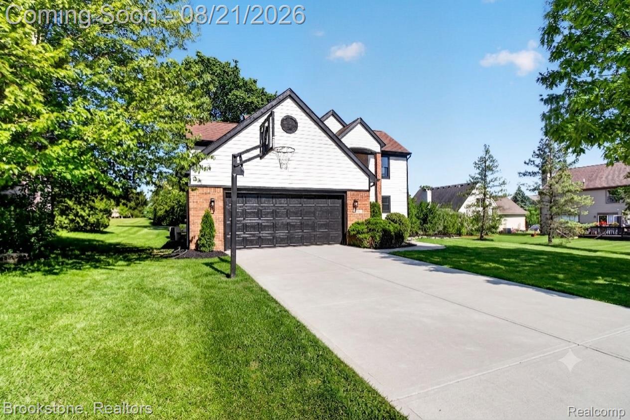 3901 Highlander Way W