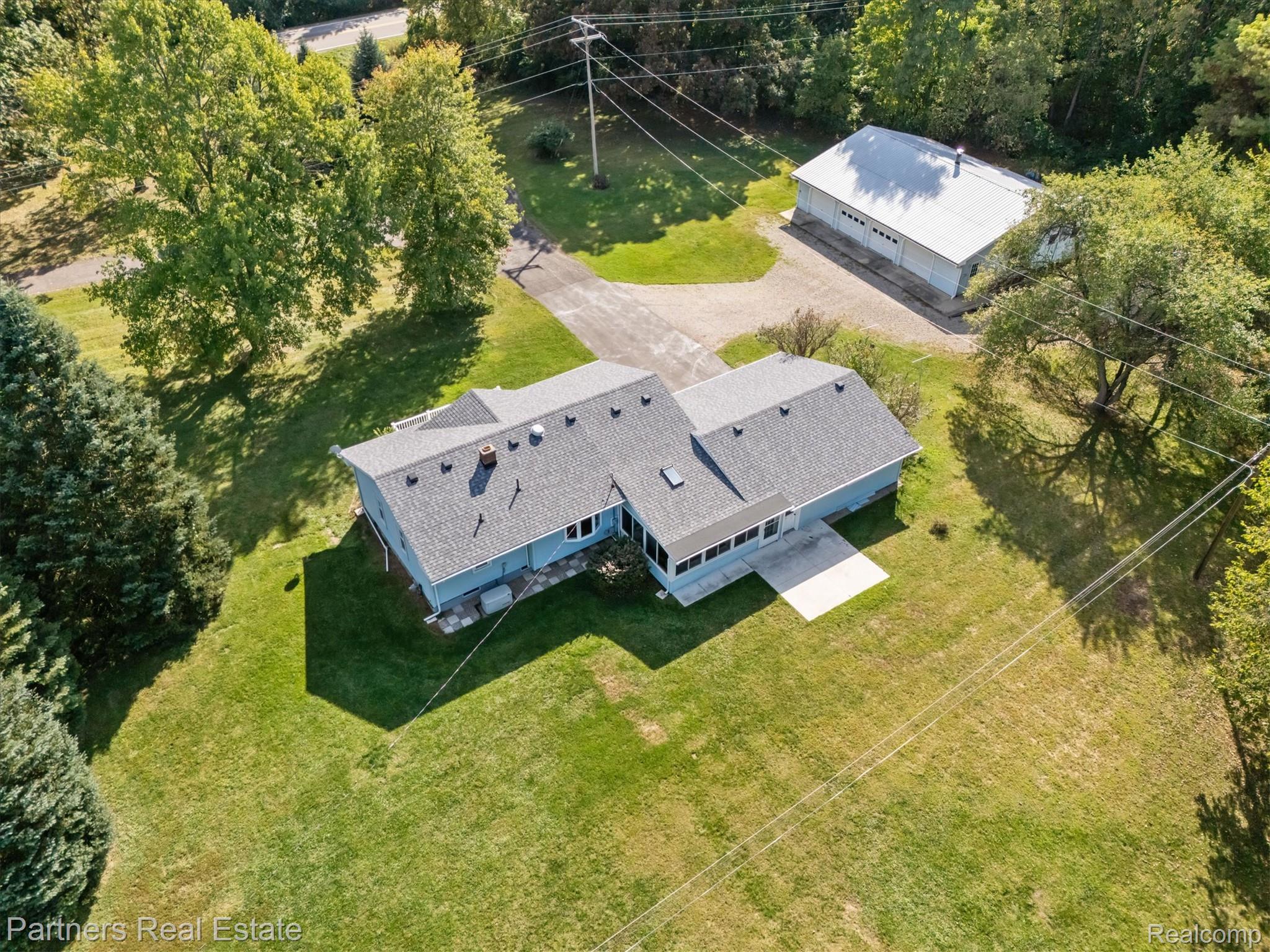 6505 Strawberry Lake Road